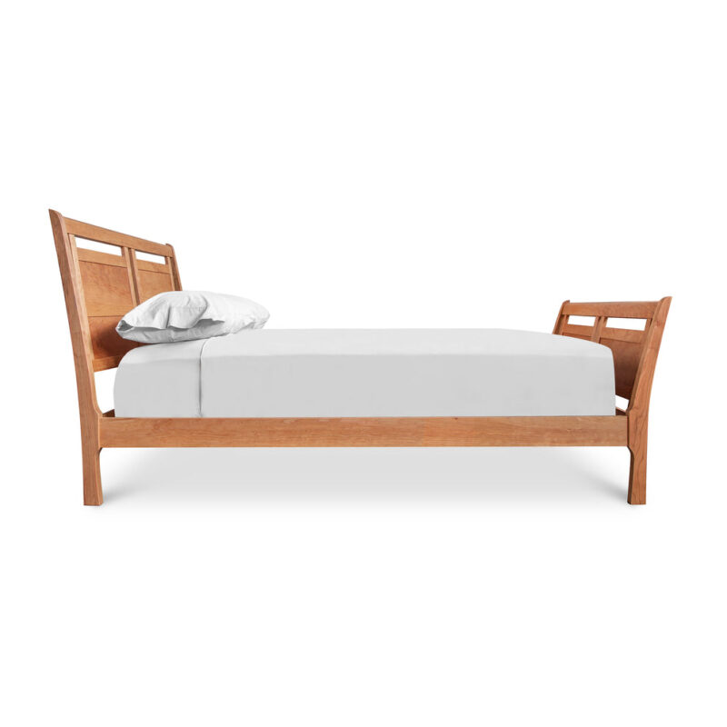 Incline Sleigh Bed